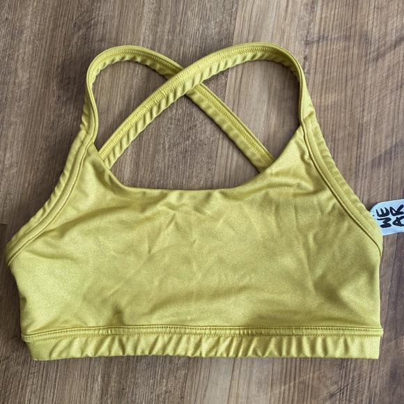 Zumba Metallic Open Back Bra - Picture 1 of 2